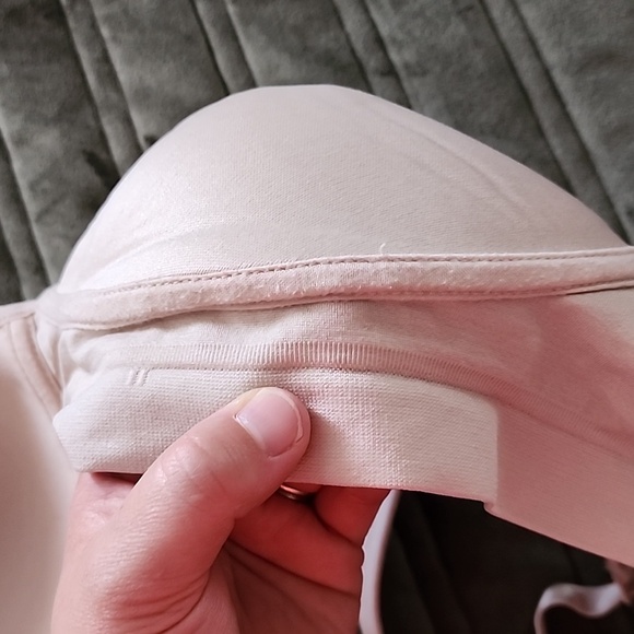 2 bras Carole Hochman - Picture 6 of 10